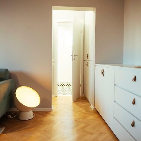 ParkLake Design Apartment - Fabulous View - Netflix Boekarest Buitenkant foto