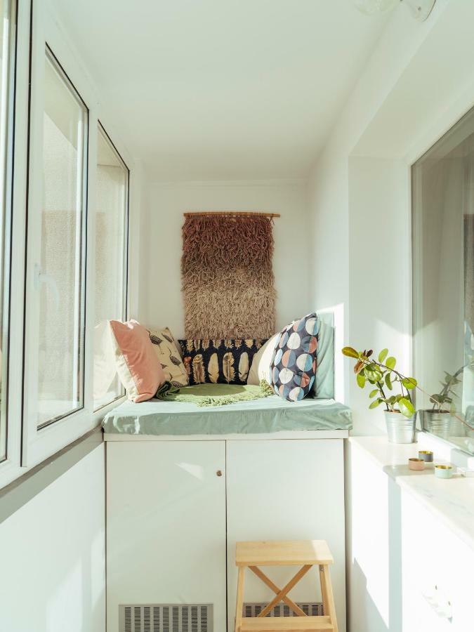 ParkLake Design Apartment - Fabulous View - Netflix Boekarest Buitenkant foto