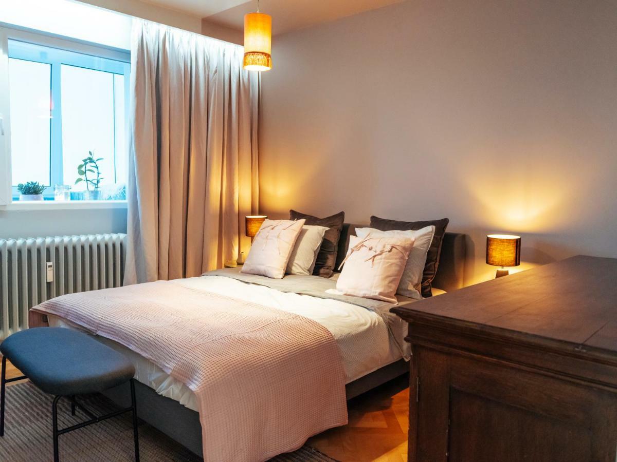 ParkLake Design Apartment - Fabulous View - Netflix Boekarest Buitenkant foto