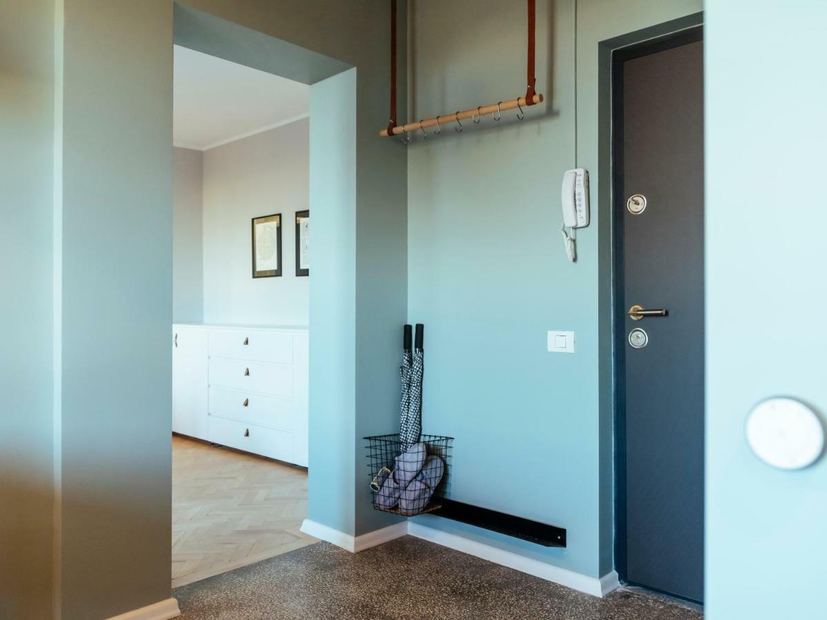 ParkLake Design Apartment - Fabulous View - Netflix Boekarest Buitenkant foto