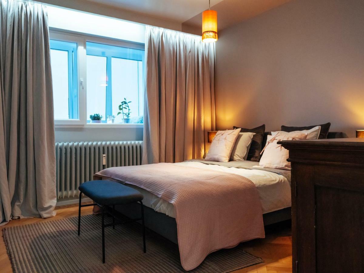 ParkLake Design Apartment - Fabulous View - Netflix Boekarest Buitenkant foto